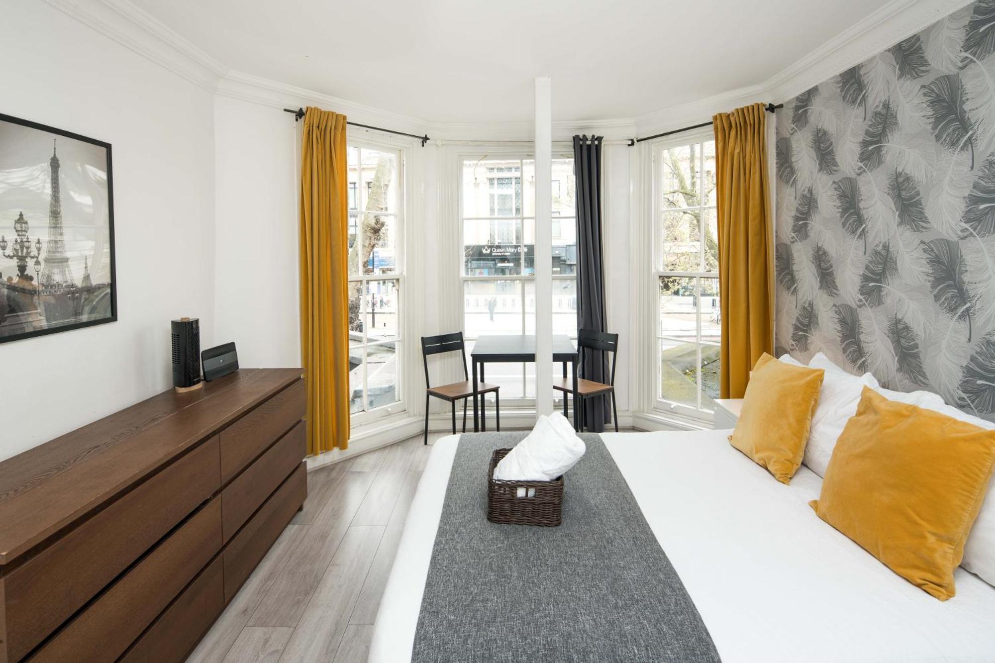 Private Double Room Shared Bathroom Near City Centre London Exterior foto